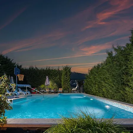 Hotel Okra With Pool 4*